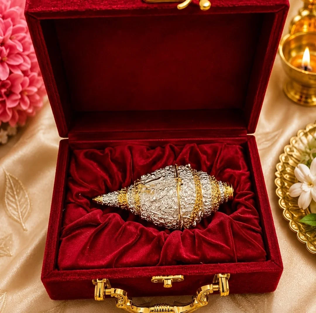 Silver & Gold Finish Shankh — Velvet Case